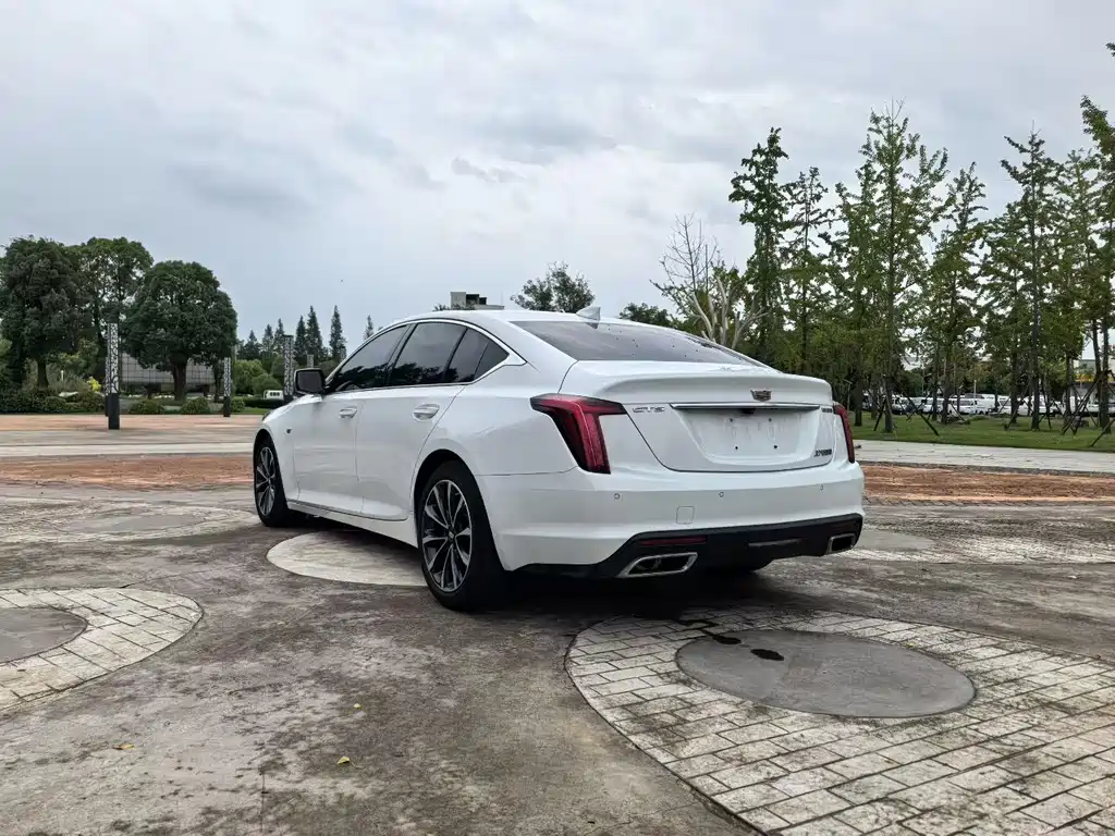 Cadillac CT5 — миниатюра 7