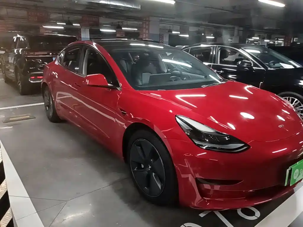 Tesla Model 3 — миниатюра 4