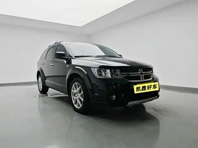 Dodge Journey — миниатюра 3