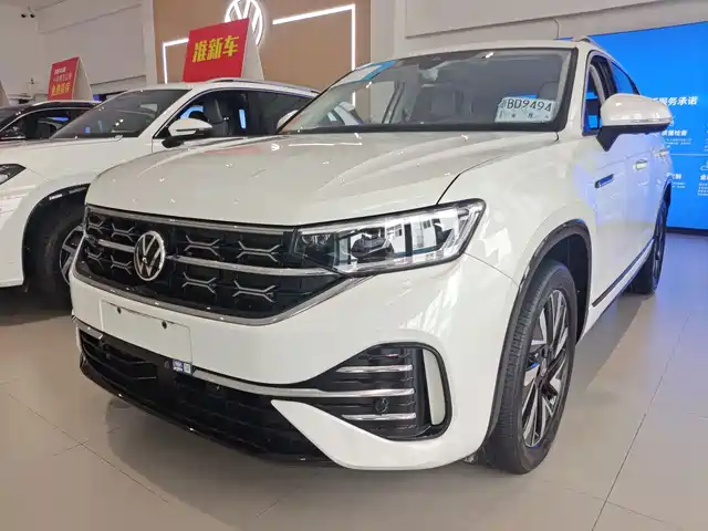 Volkswagen Tharu