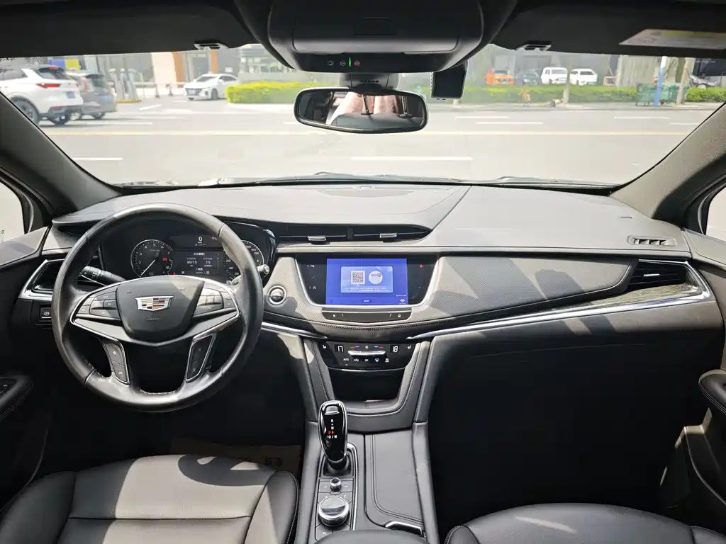 Cadillac XT5 2022 2.0T Luxury