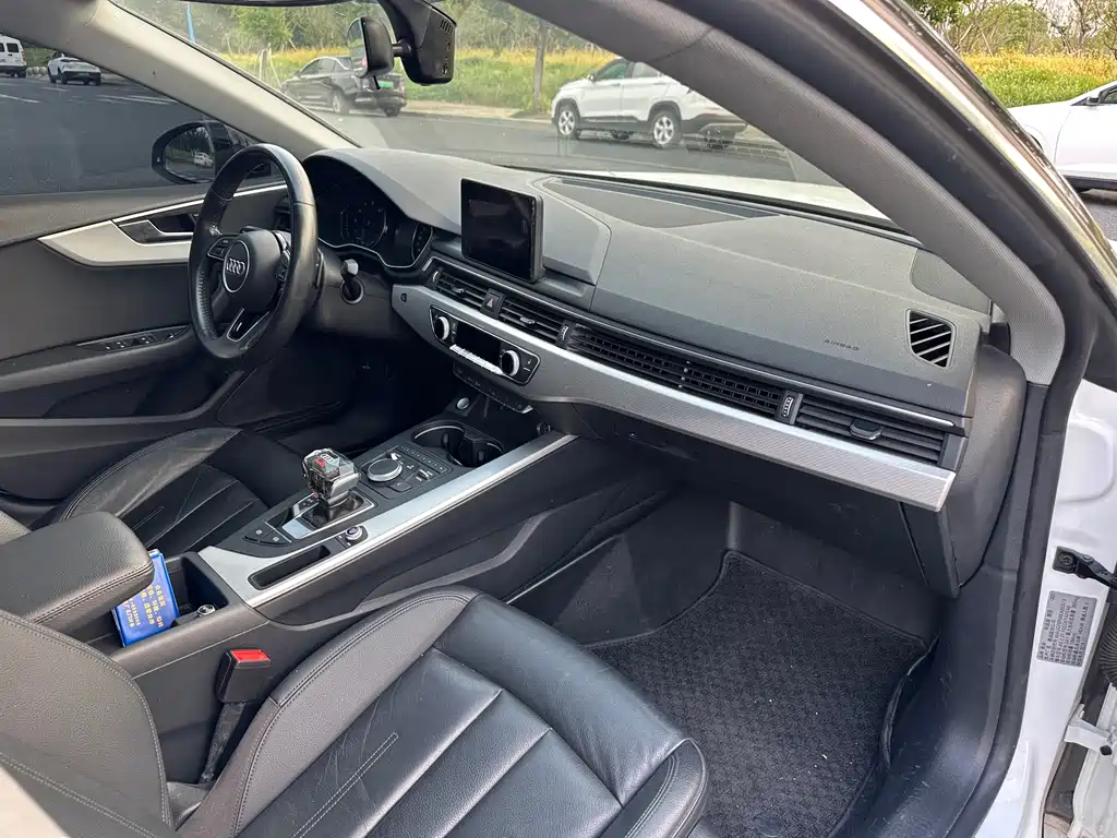 Audi A5 (Import) — миниатюра 19