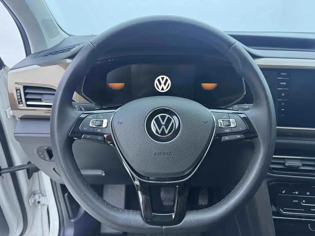 Volkswagen Tharu — миниатюра 11