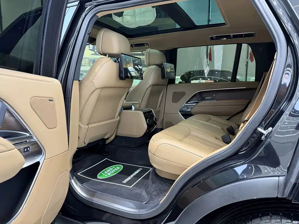 Land Rover Range Rover — миниатюра 5
