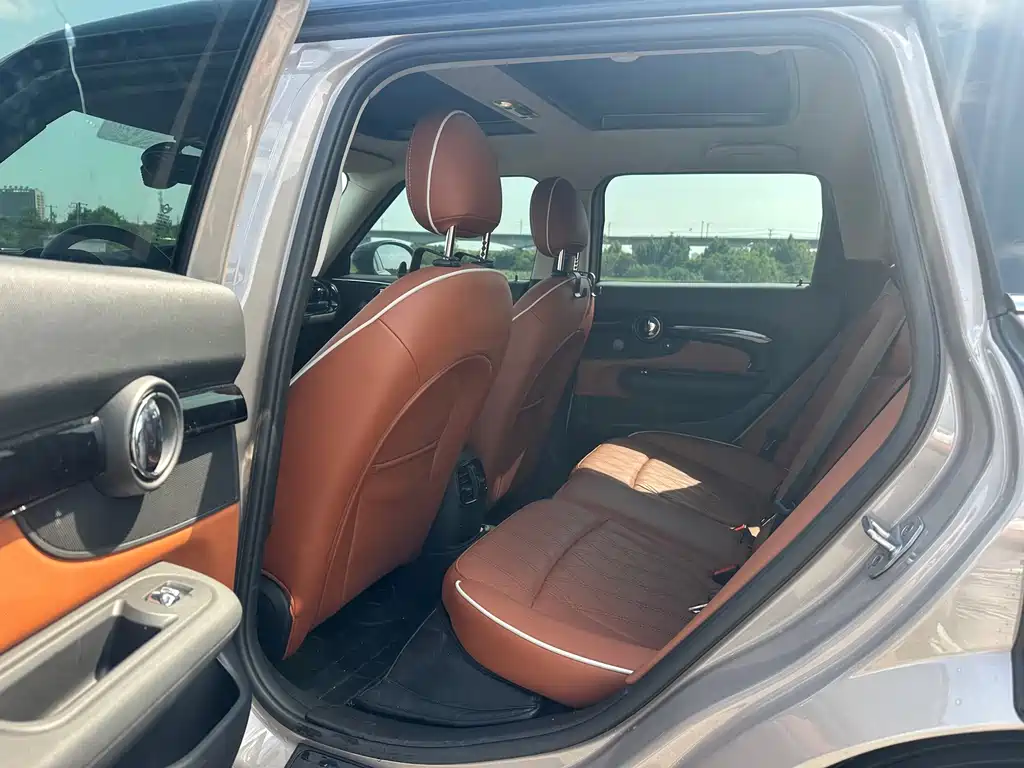 MINI Mini Clubman — миниатюра 12
