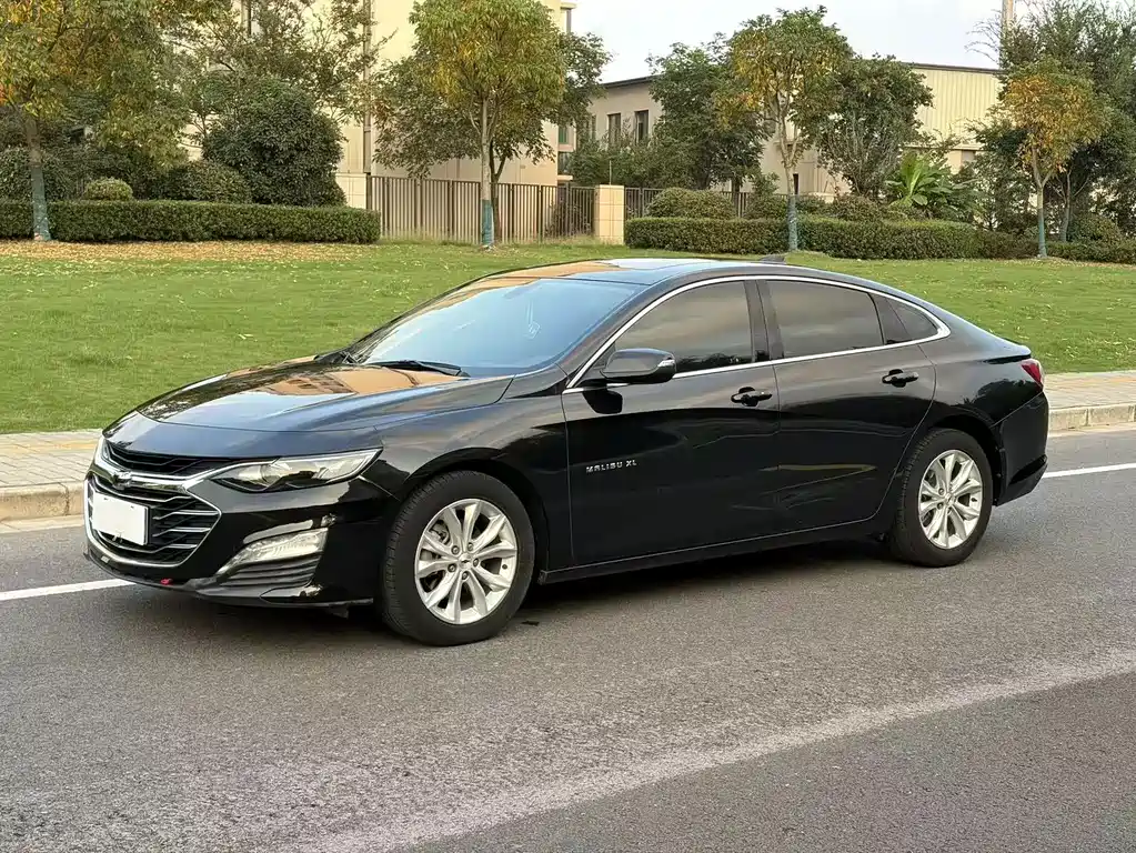 Chevrolet Malibu XL