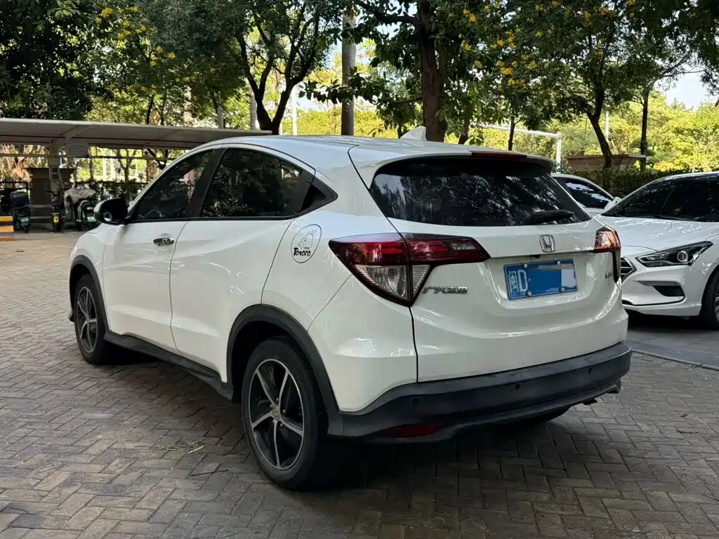 Honda Vezel — миниатюра 7