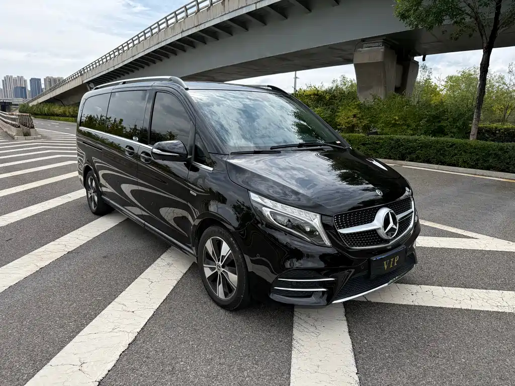 Mercedes-Benz V-Class — миниатюра 3