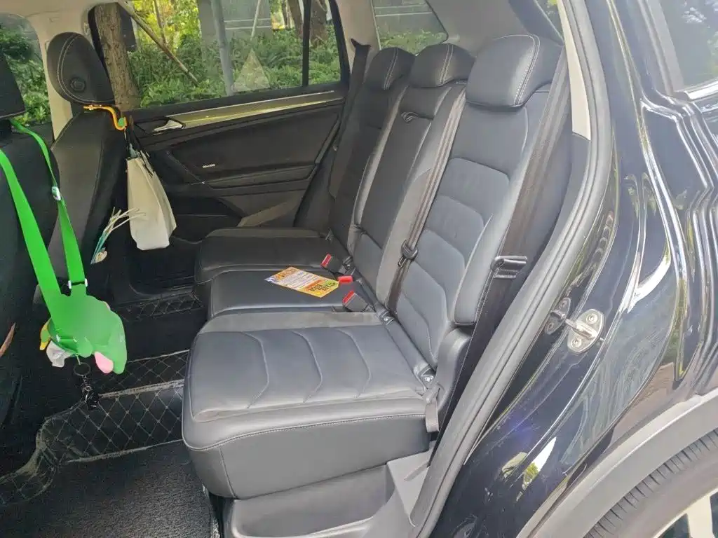 Volkswagen Tiguan L — миниатюра 14