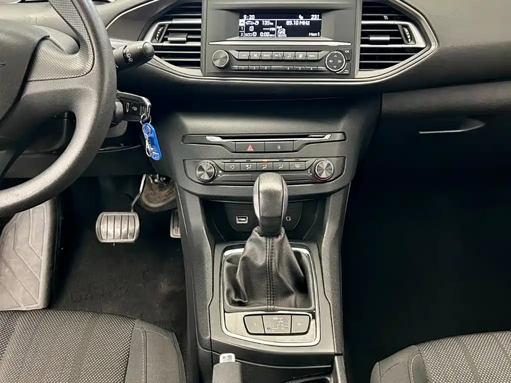 Peugeot 308S — миниатюра 9