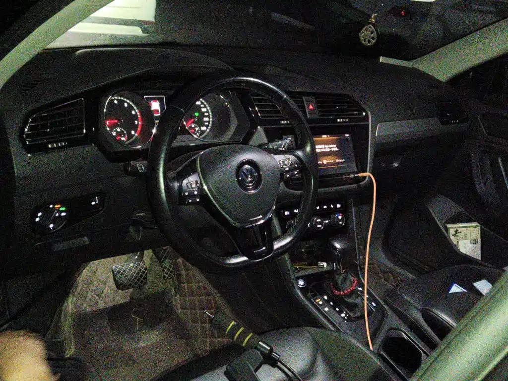 Volkswagen Tiguan L — миниатюра 13