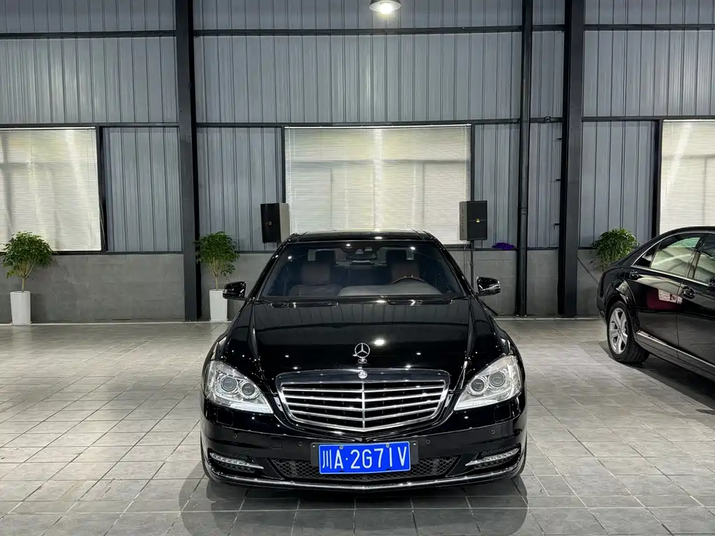 Mercedes-Benz S-Class — миниатюра 2