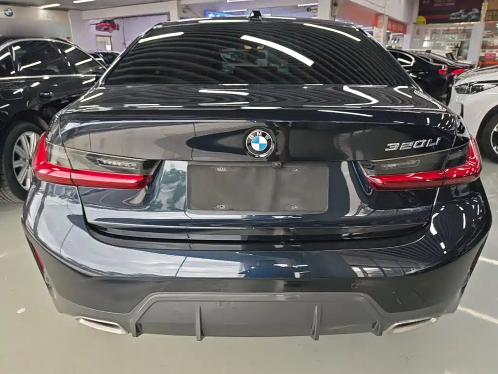 BMW 3 Series — миниатюра 4
