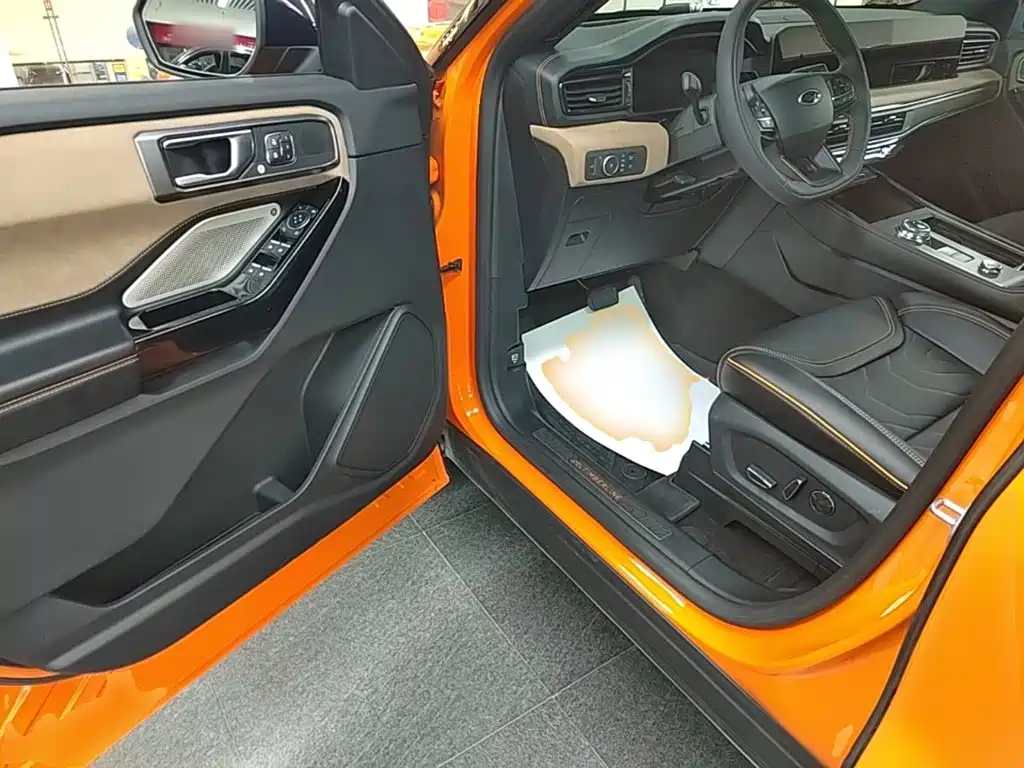 Ford Explorer — миниатюра 16