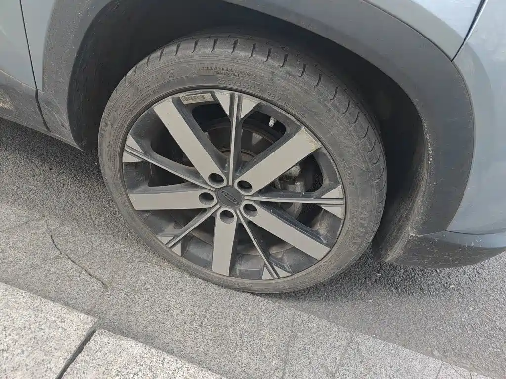 Geely Icon — миниатюра 24