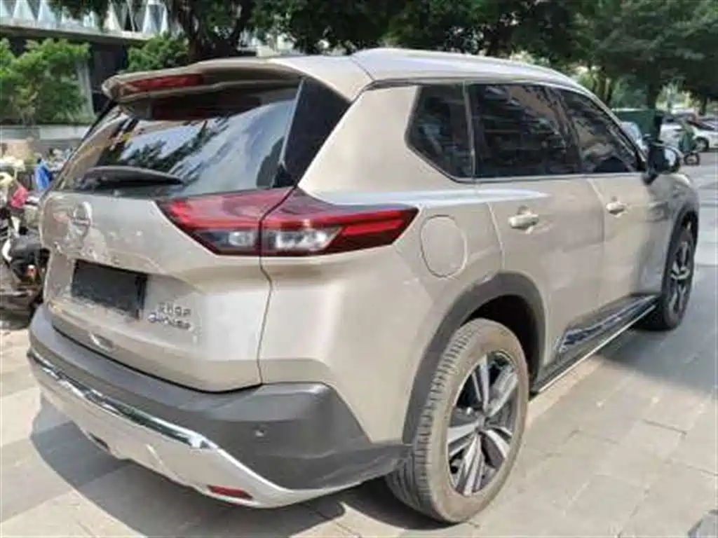 Nissan X-Trail — миниатюра 4
