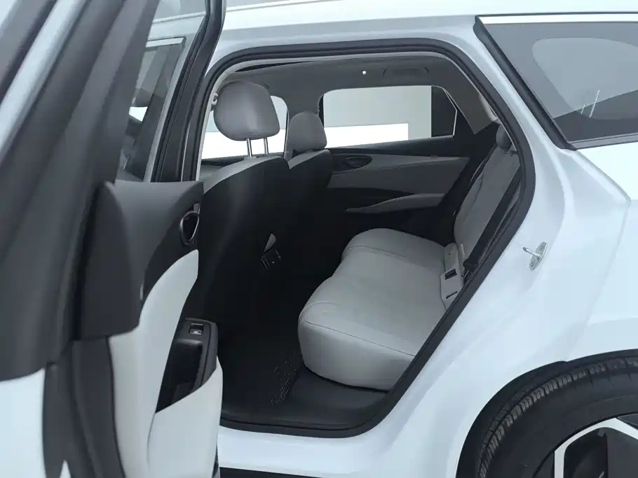 BYD Seals 06 DM-i версия для путешествий — миниатюра 11