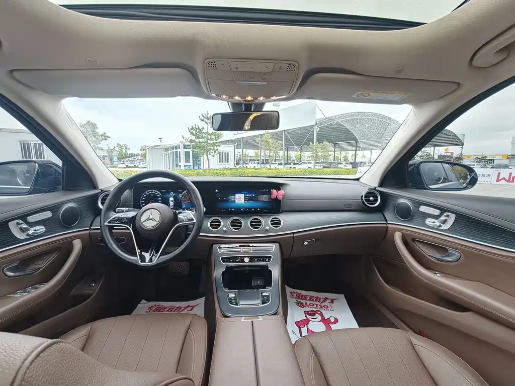 Mercedes-Benz E-Class — миниатюра 13