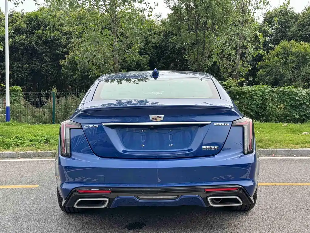 Cadillac CT5 — миниатюра 5