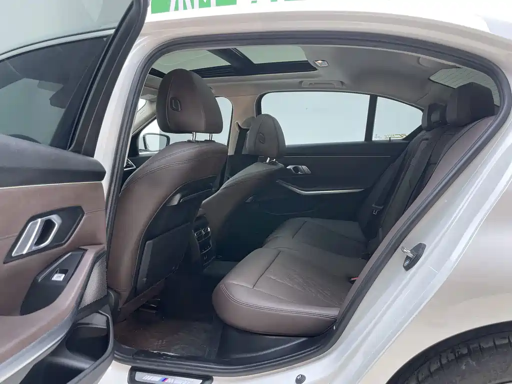 BMW 3 Series — миниатюра 26