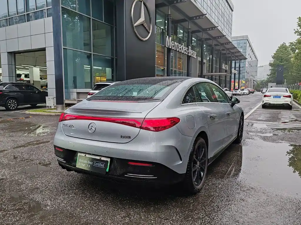 Mercedes-Benz EQE — миниатюра 3