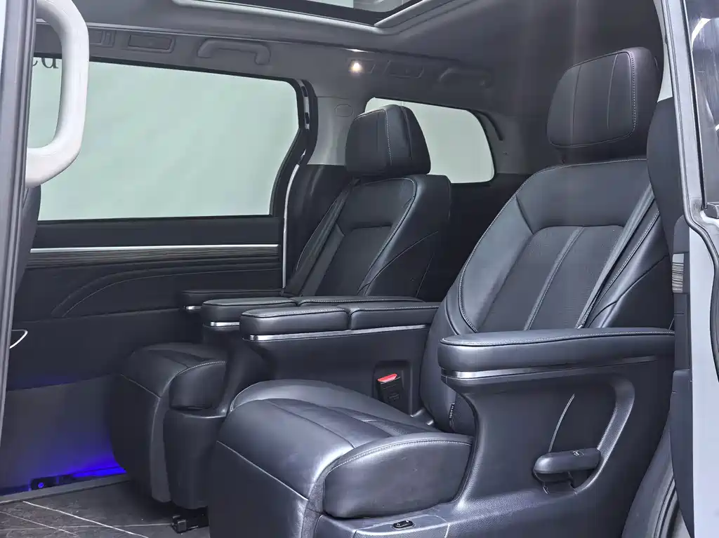 GAC Motor Trumpchi M8 — миниатюра 7