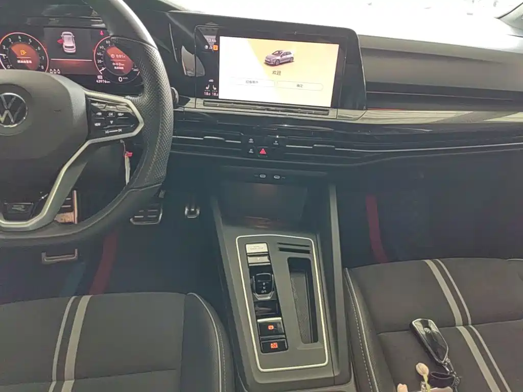 Volkswagen Golf — миниатюра 13