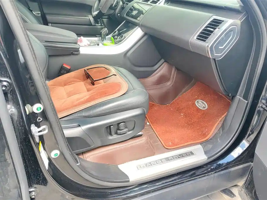Land Rover Range Rover Sport 2020 3.0 L6 HSE DYNAMIC