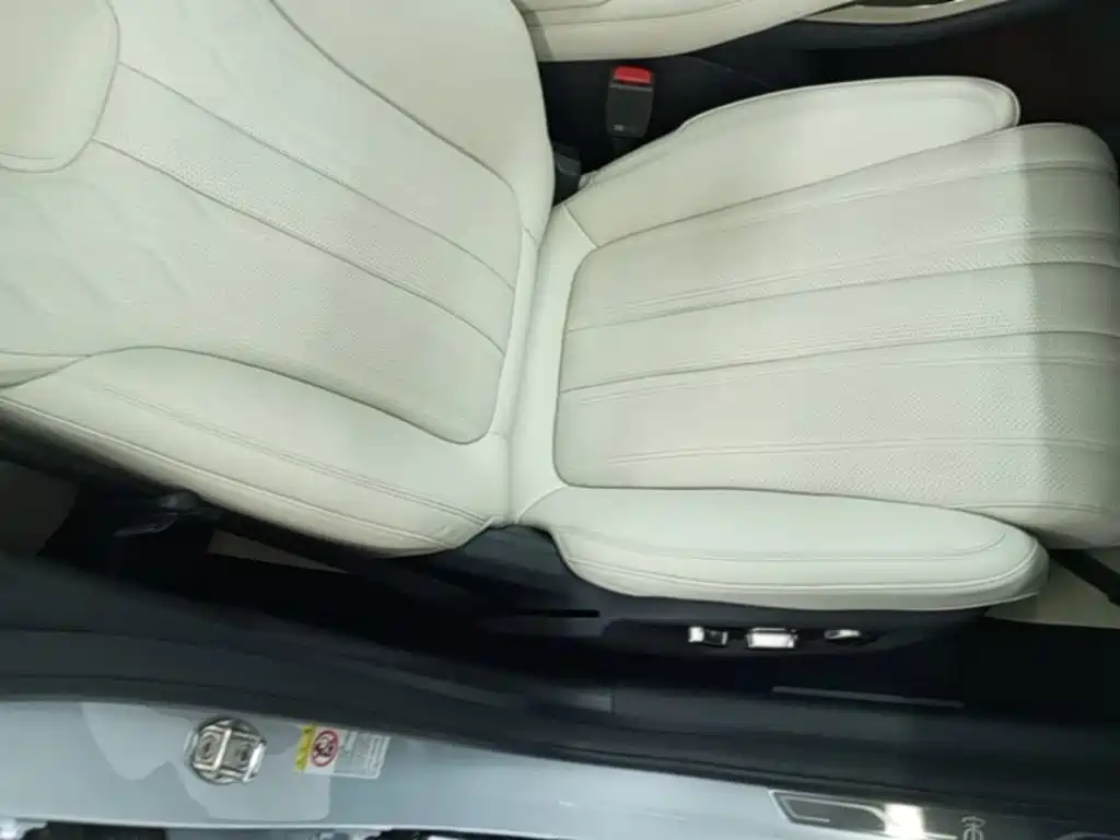 BYD L EV — миниатюра 25