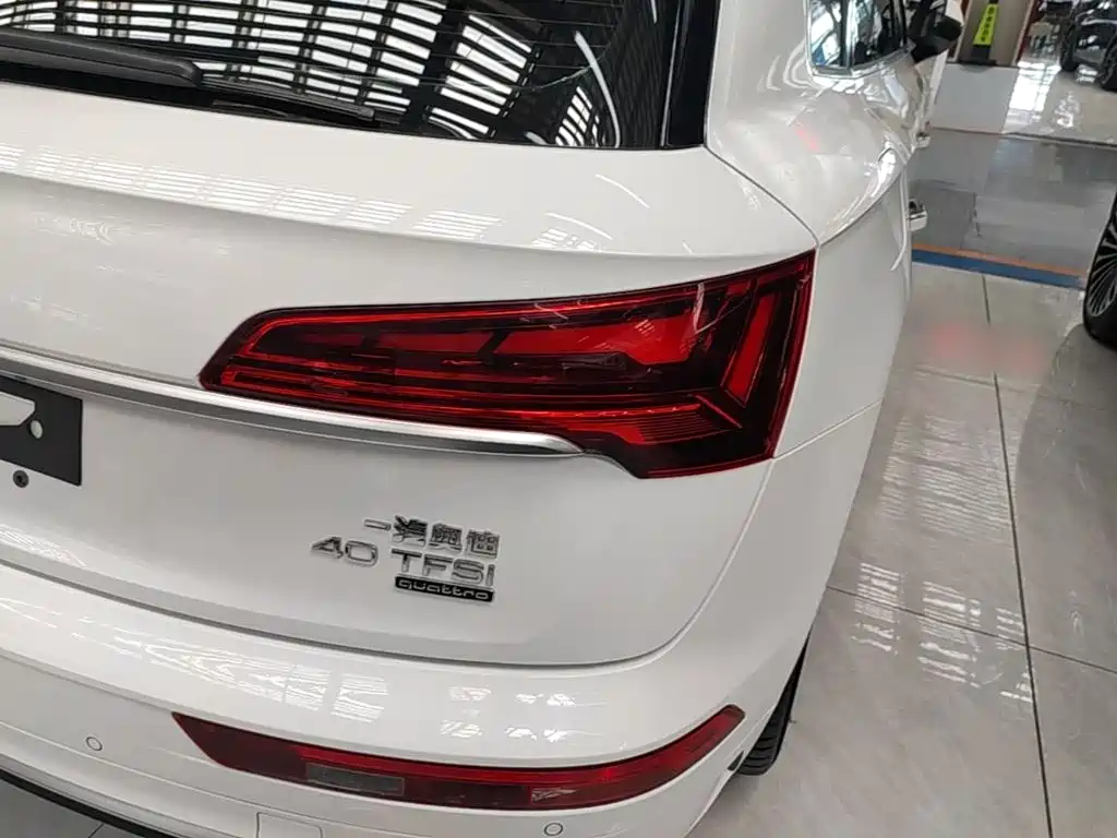 Audi Q5L — миниатюра 8