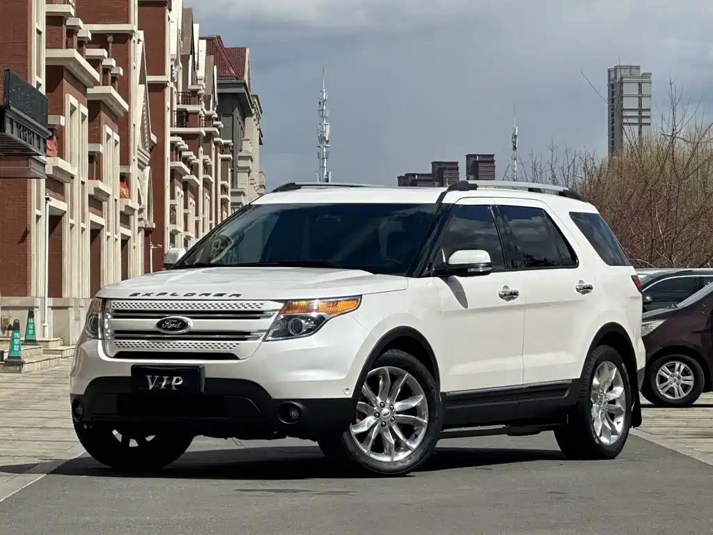 Ford Explorer (Import) 2014