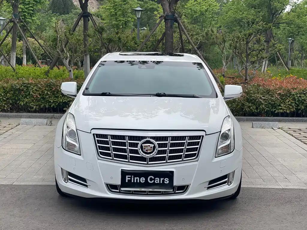 Cadillac XTS 2015