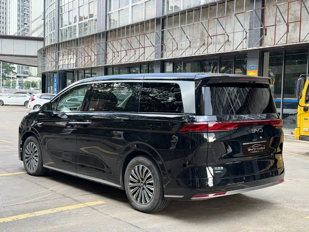 BYD Xia — миниатюра 6