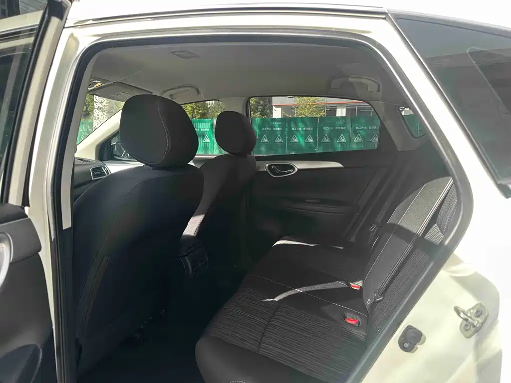 Nissan Sylphy — миниатюра 5
