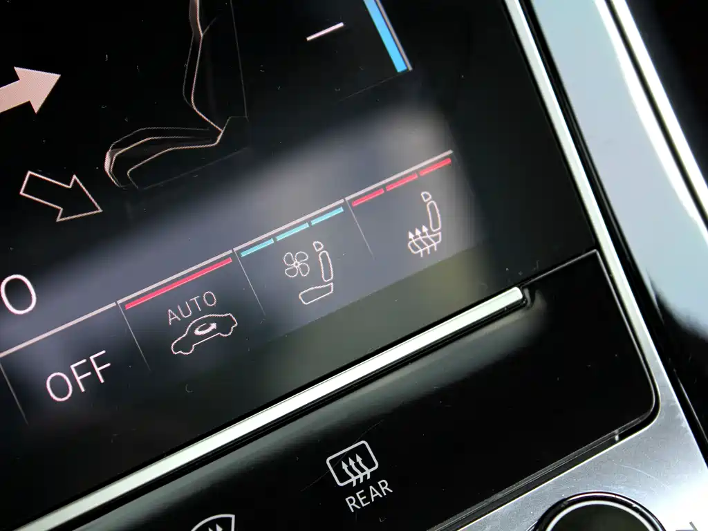 Audi Q8 — миниатюра 17