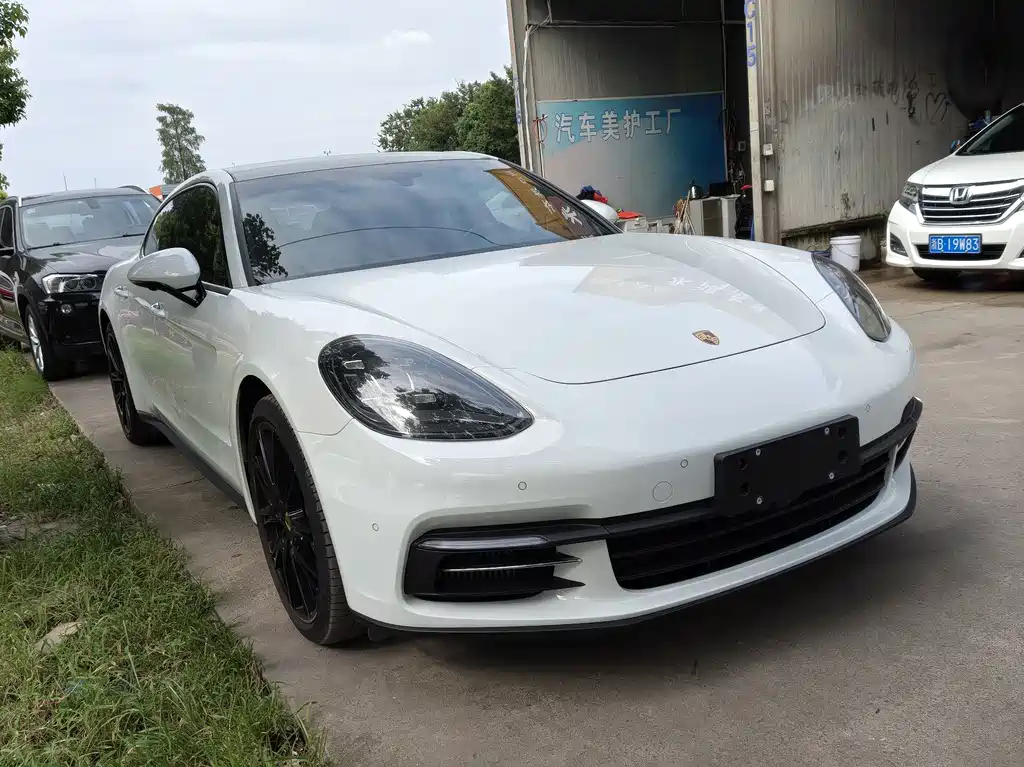 Porsche Panamera — миниатюра 3