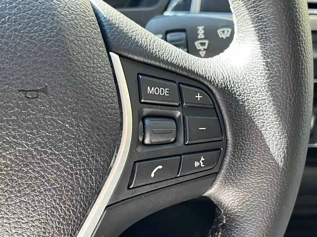 BMW 3 Series — миниатюра 23