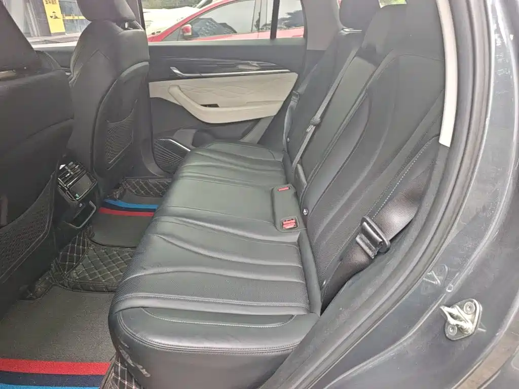 Geely Xingyue L — миниатюра 17
