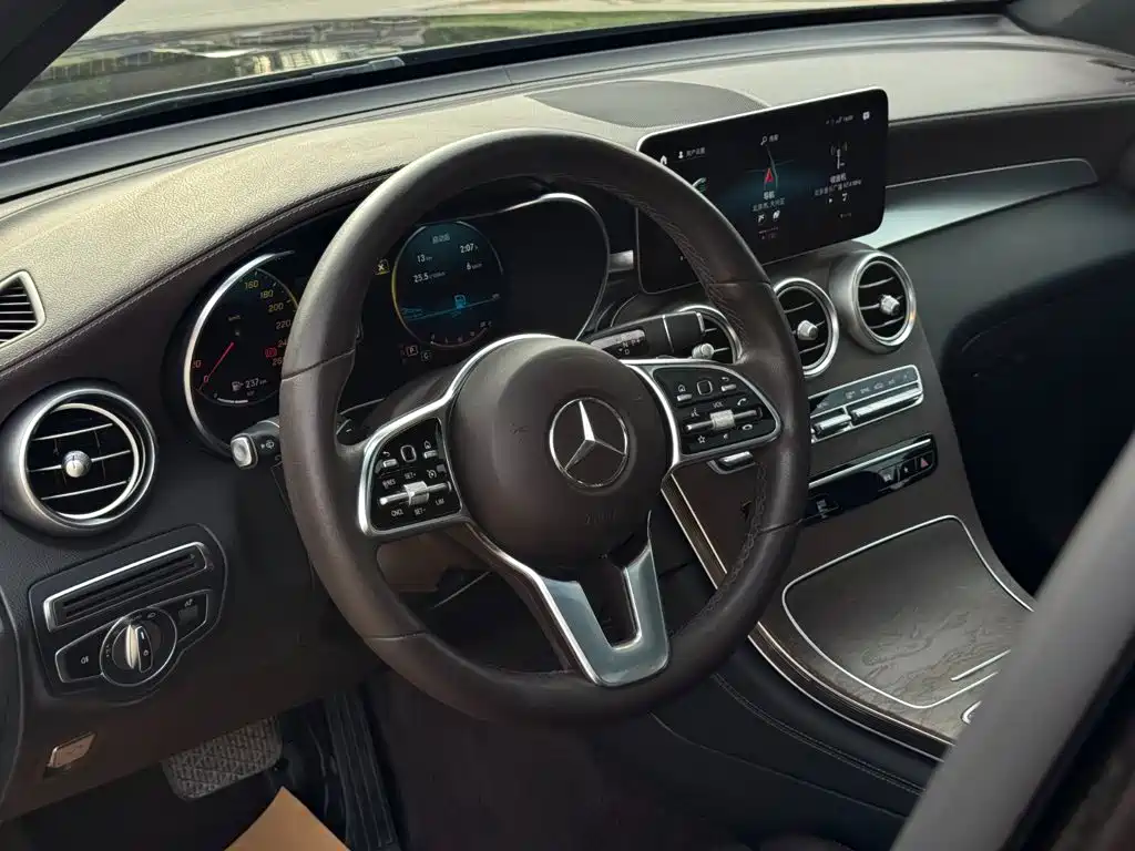 Mercedes-Benz GLC — миниатюра 18