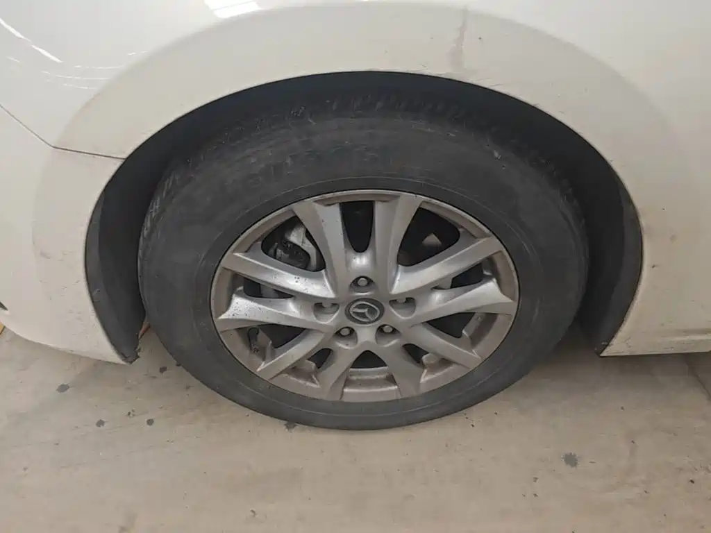 Mazda 3 Axela — миниатюра 23