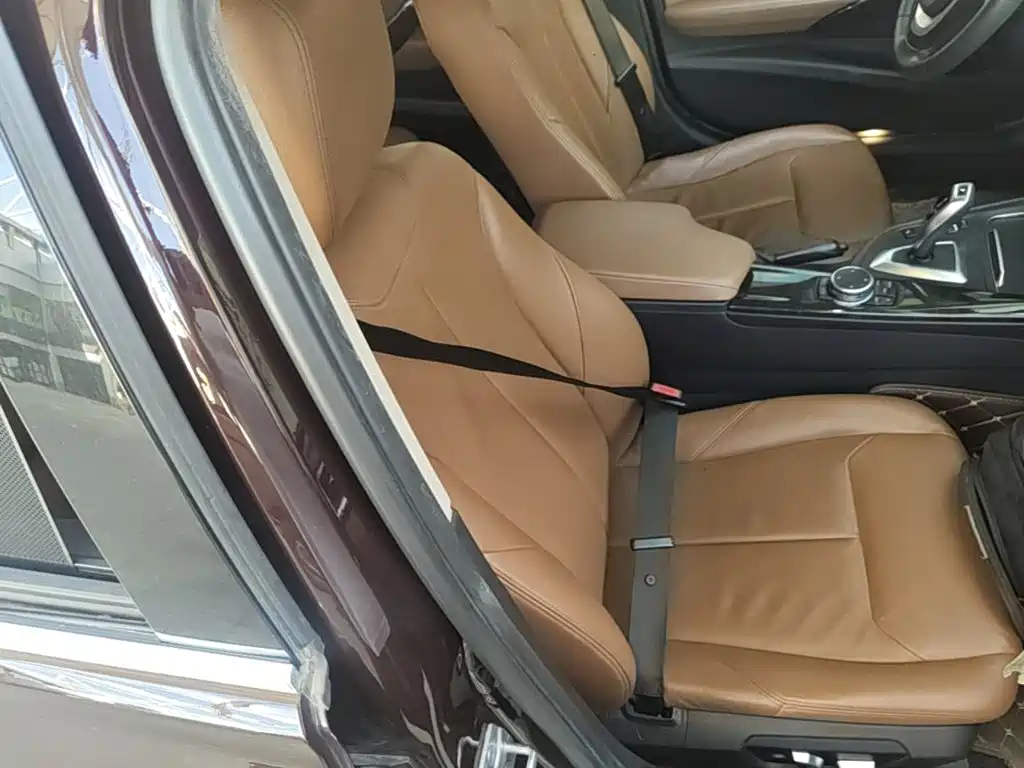 BMW 3 Series — миниатюра 25