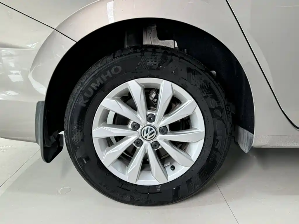 Volkswagen Bora — миниатюра 25