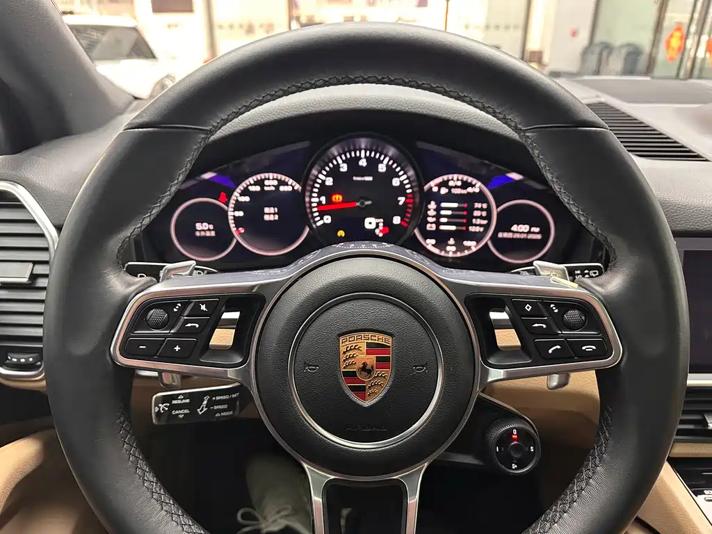 PORSCHE CAYENNE