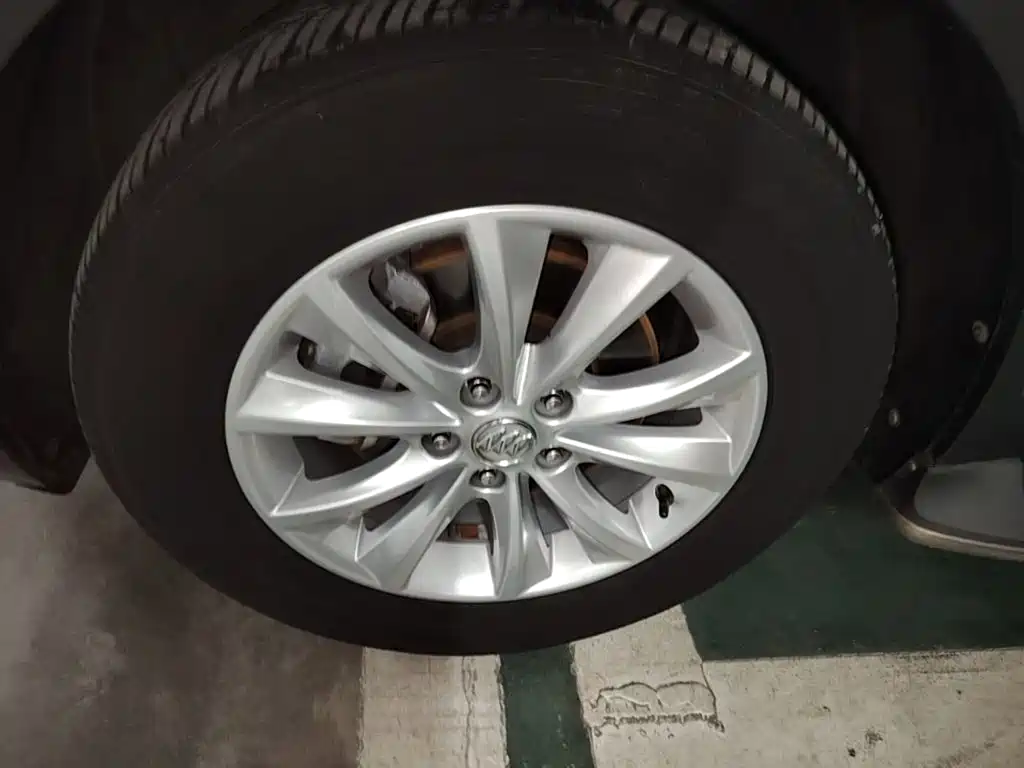 Buick Envision Plus — миниатюра 23
