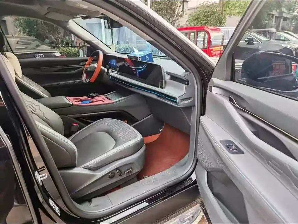 Ford Edge — миниатюра 6