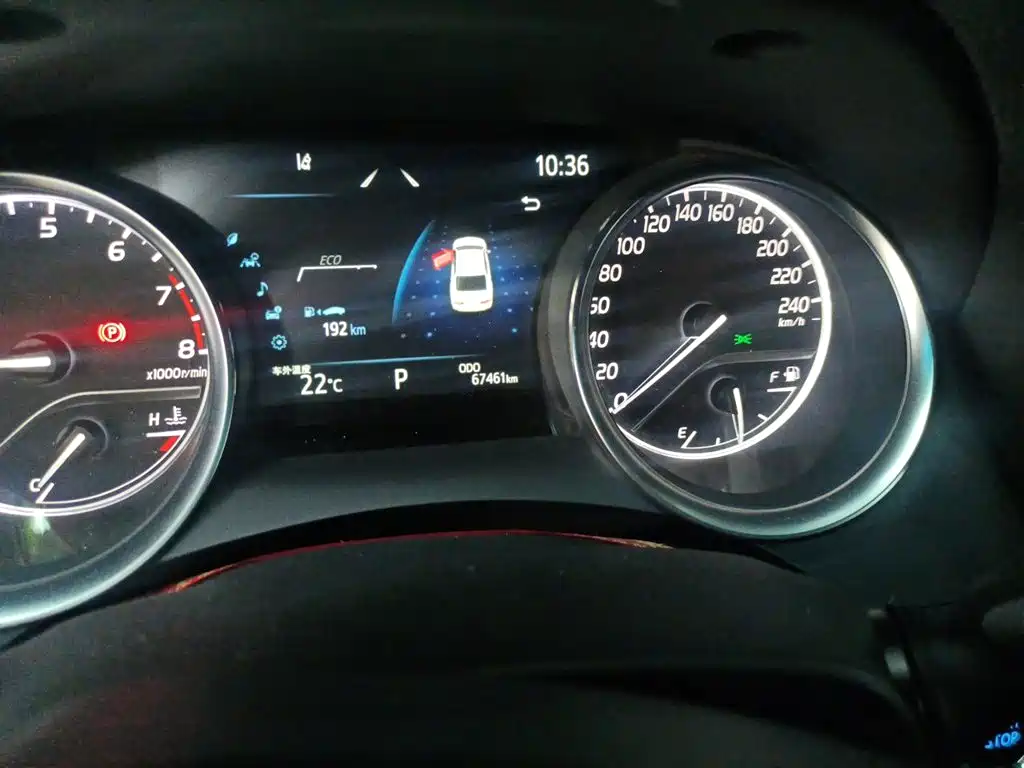 Toyota Camry — миниатюра 8