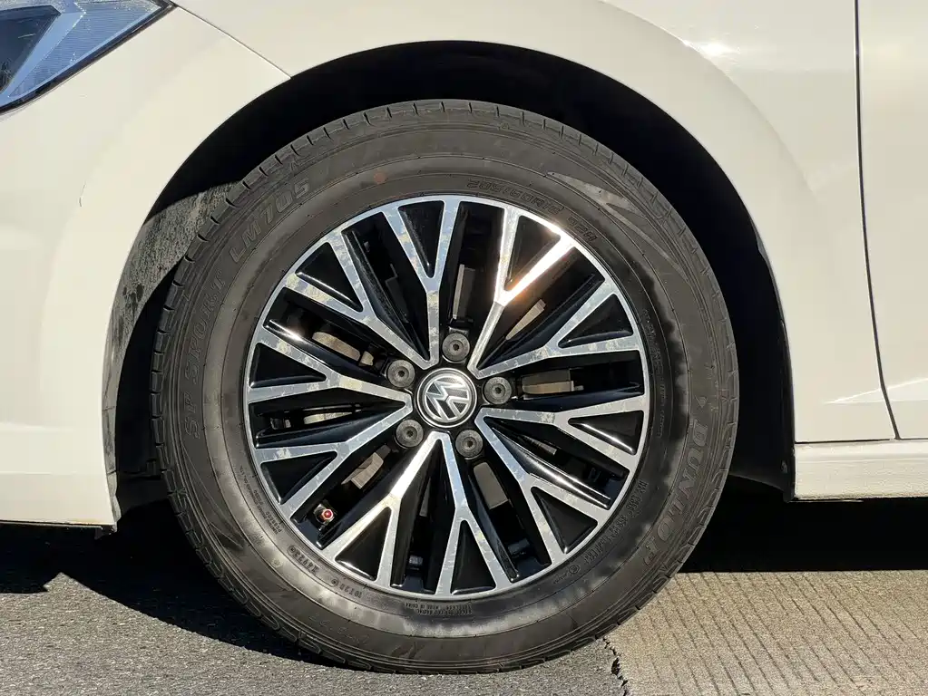 Volkswagen Sagitar — миниатюра 9