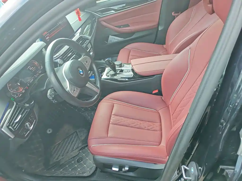 BMW 5 Series — миниатюра 15