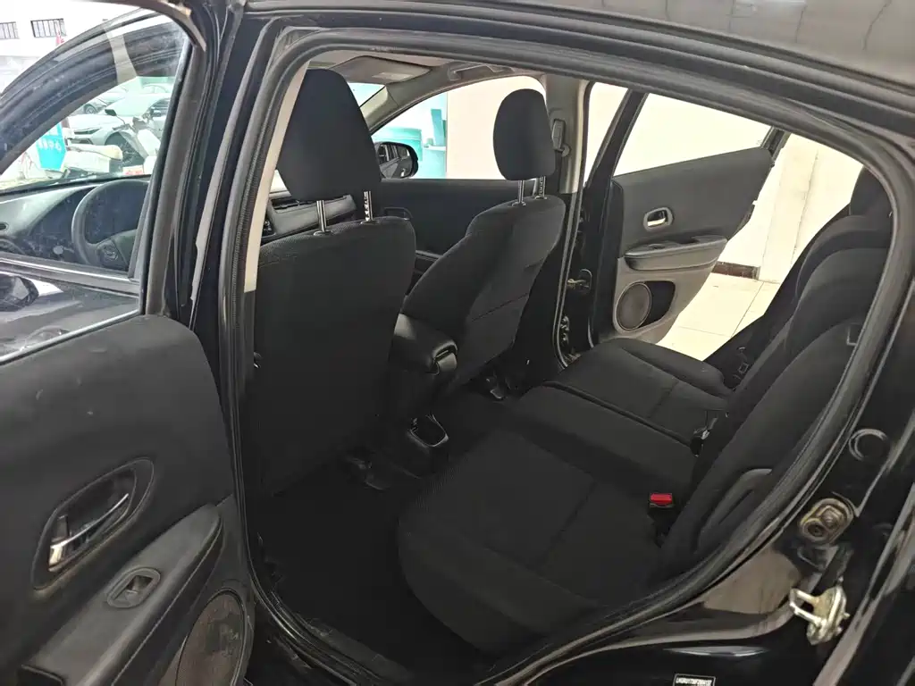 Honda Vezel — миниатюра 10
