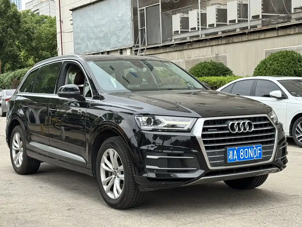 Audi Q7 2016 40 TFSI Comfort